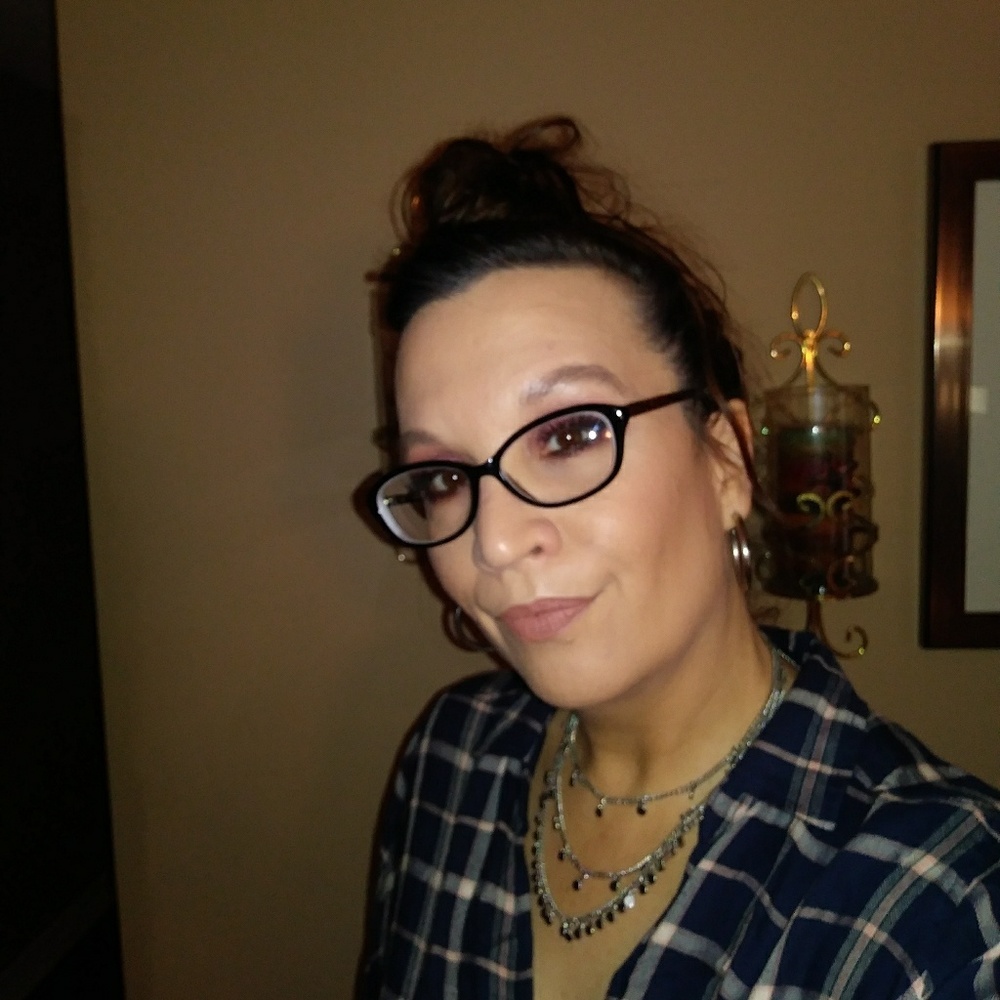 Meet your Posher, Melissa